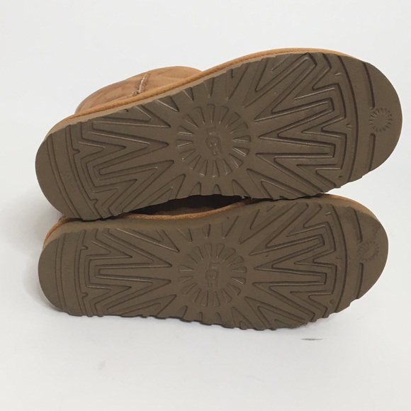 UGG Classic Suede Rustic Weave Boots - Picture 9 of 11